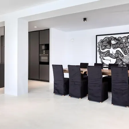Βίλα Psarou Black 2